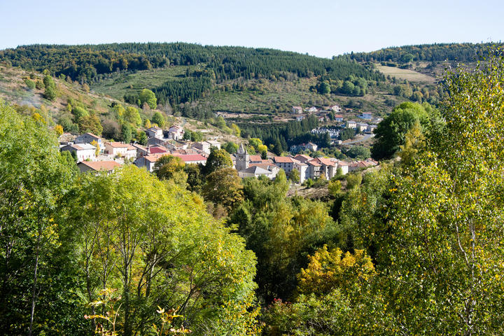 Village de Saint Cirgues en Montagne (village)