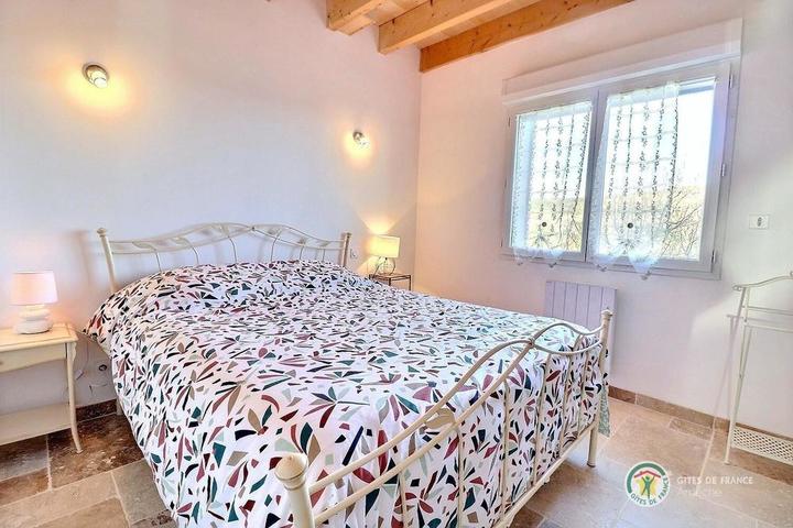 La chambre avec lit en 160