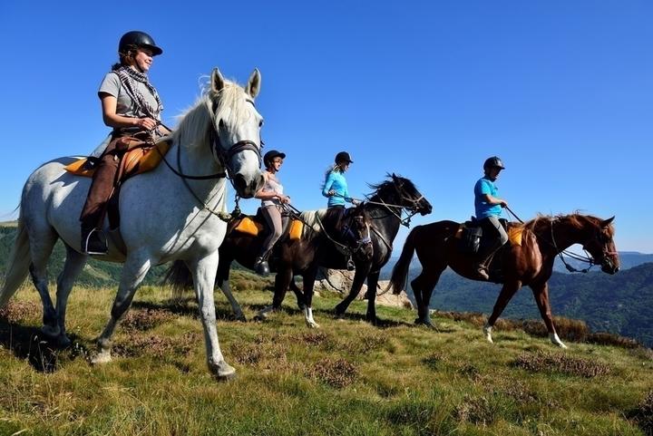 Rando L'Eperon photothèque Montagne Ardéchoise