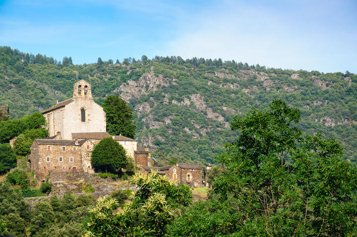 GTA VTT Malarce sur la Thines l'église de Thines