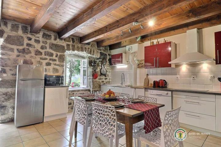 La cuisine et l'espace repas